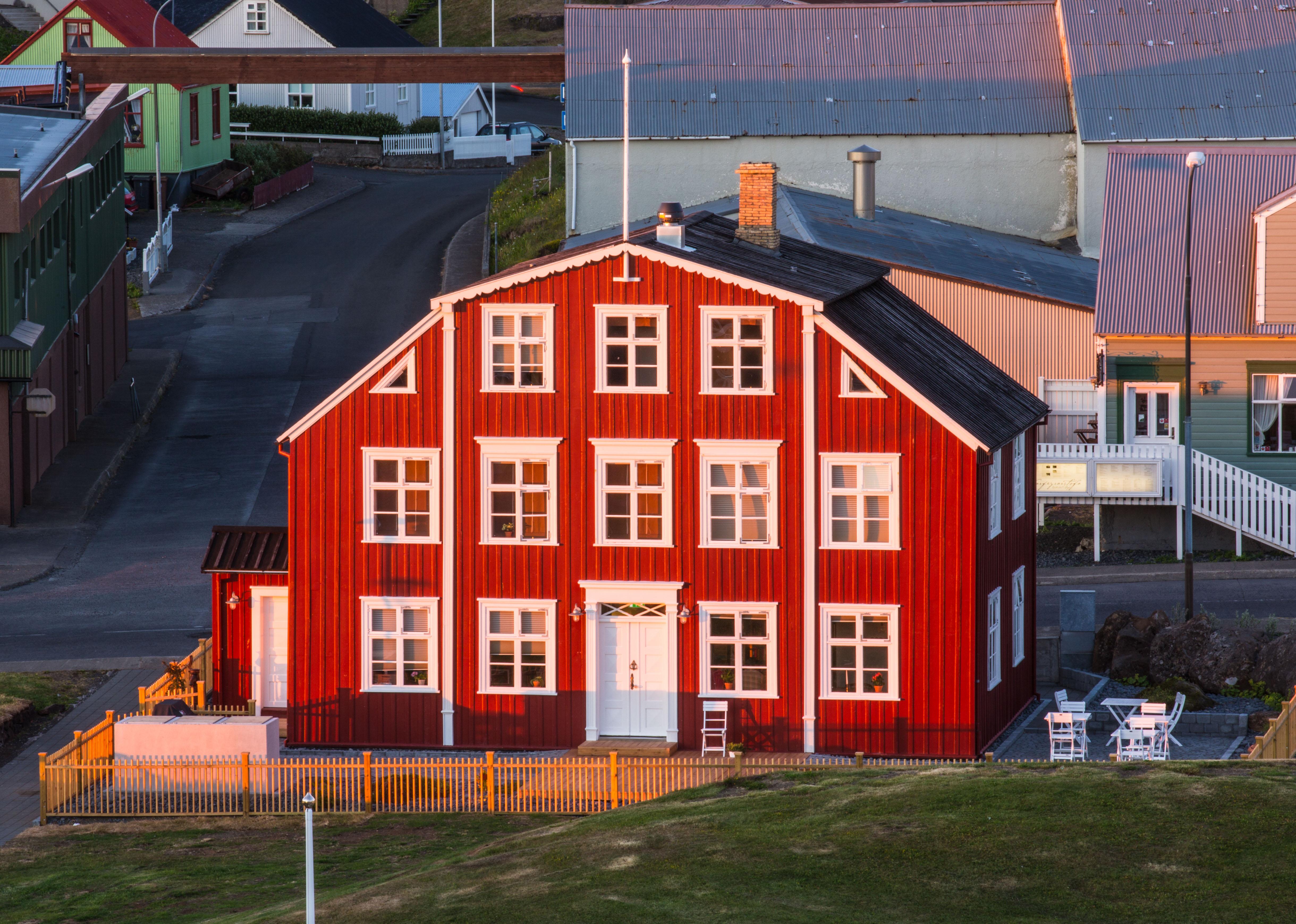 Hotel Egilsen Stykkisholmur Bagian luar foto